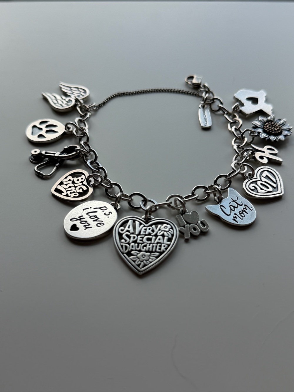 James Avery 925 Sterling Silver Charm Bracelet w/ P.S. I love you & Heart Charms - Picture 2 of 9